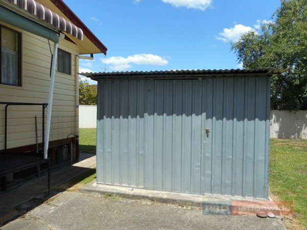 27 Blowering Road TUMUT 5