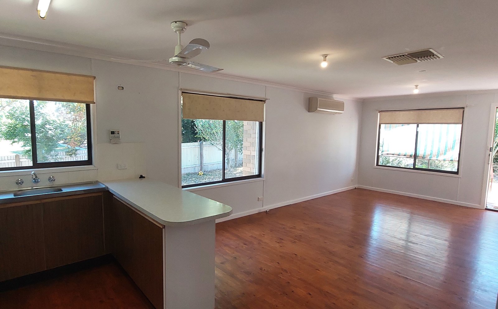 27 Blowering Road TUMUT 2