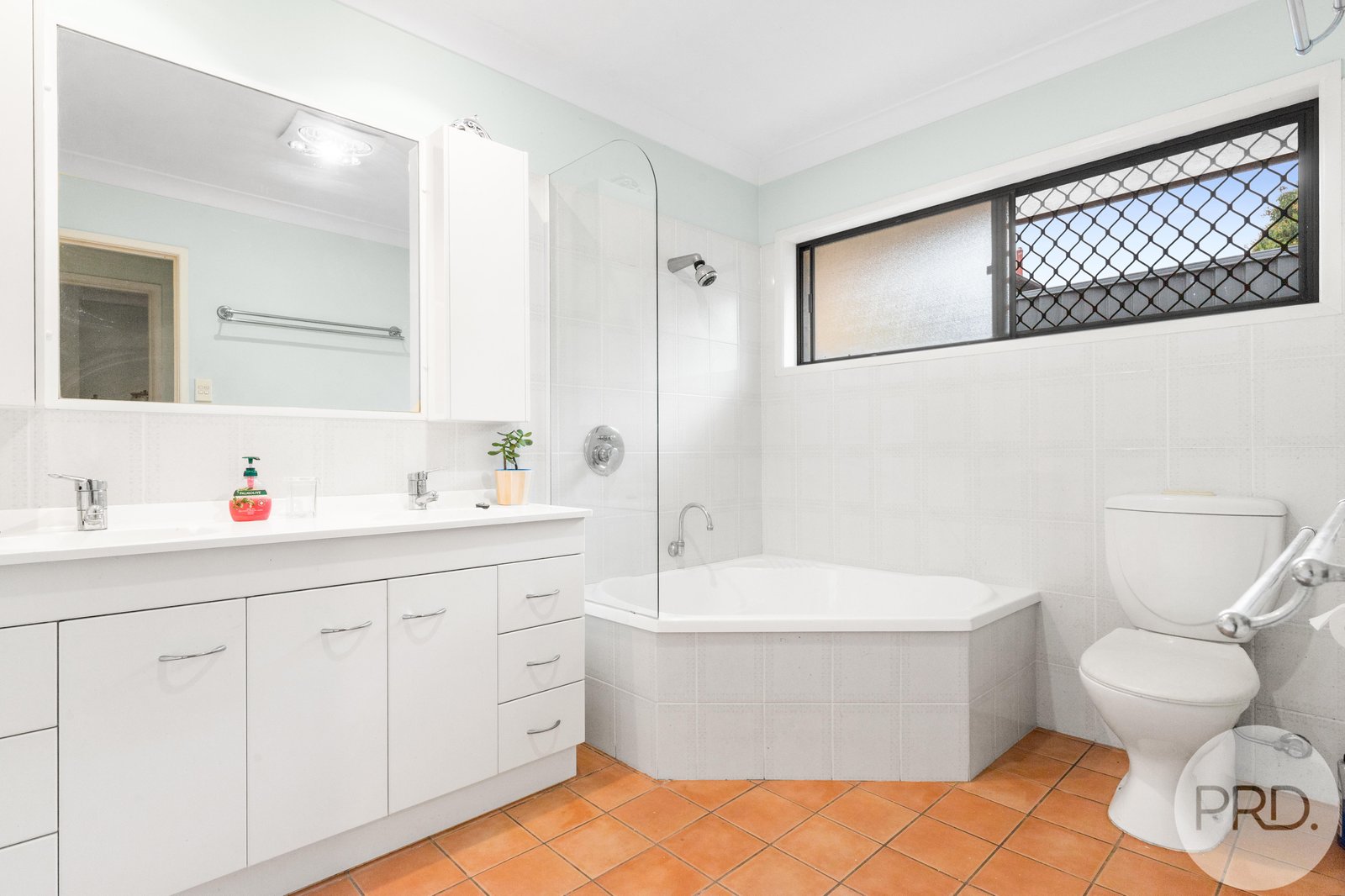 27 Boondall Street BOONDALL 11