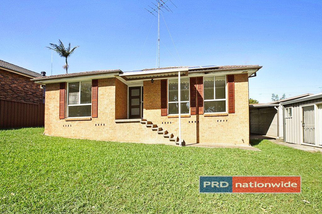 27 Bottlebrush Drive CRANEBROOK 9