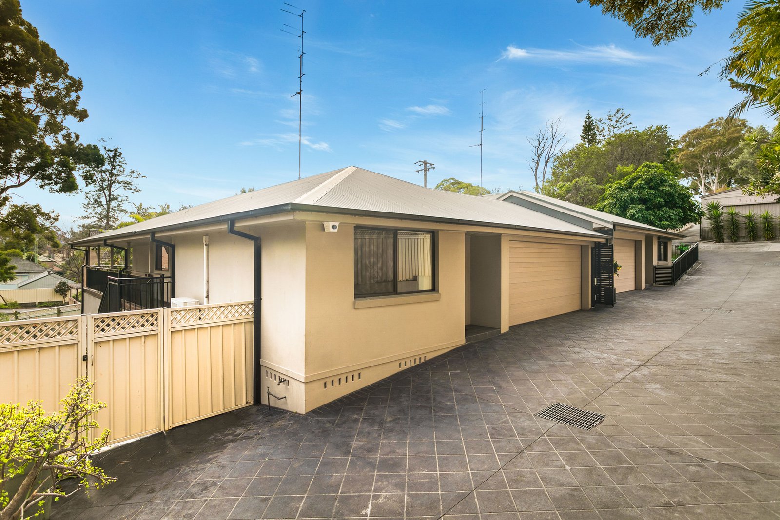 27 Brownlee Street, Mangerton NSW 2500