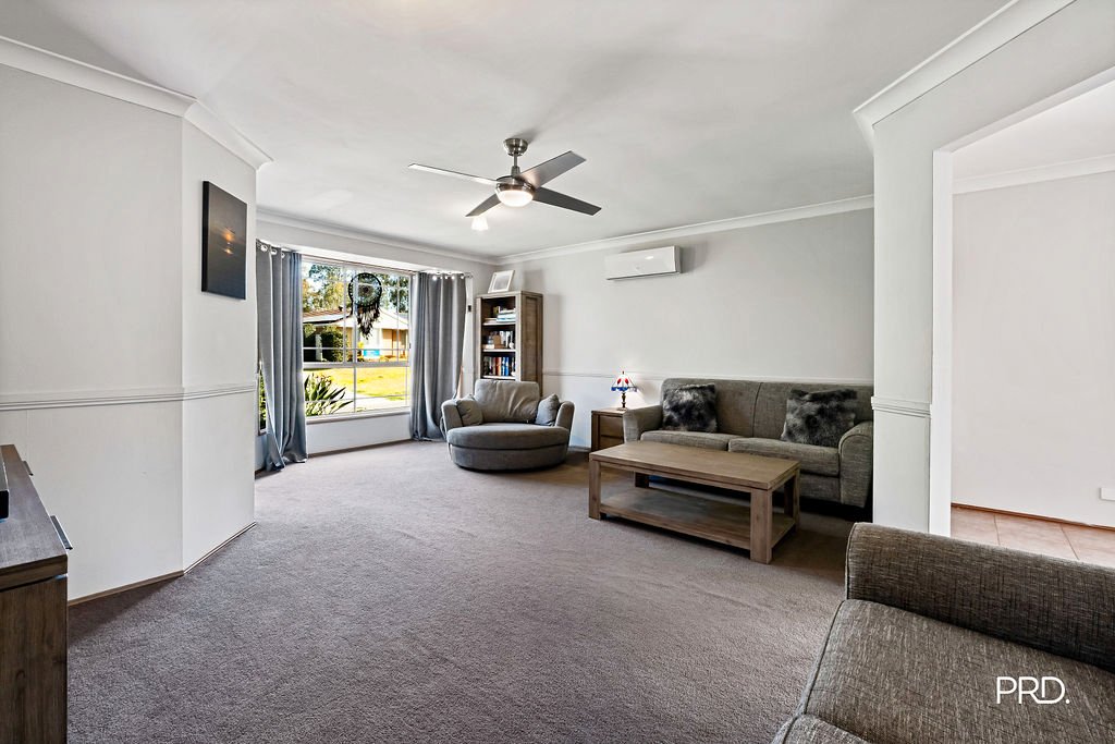 27 Bulu Drive GLENMORE PARK 2