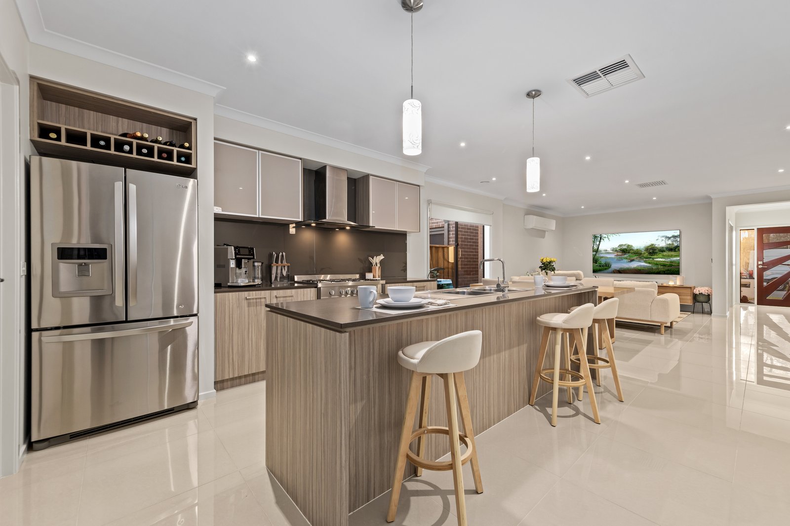 Gallery: 27 Burnham Crescent