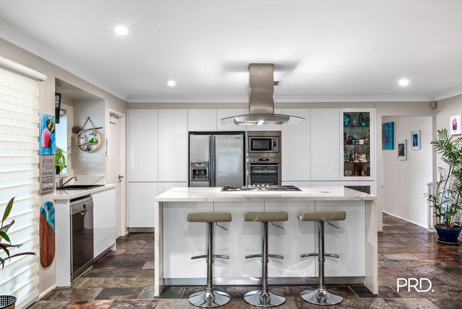 27 Buyu Road GLENMORE PARK 4