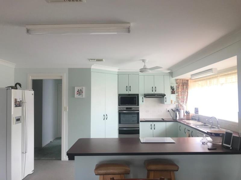 27 Caloola Street TAMWORTH 5