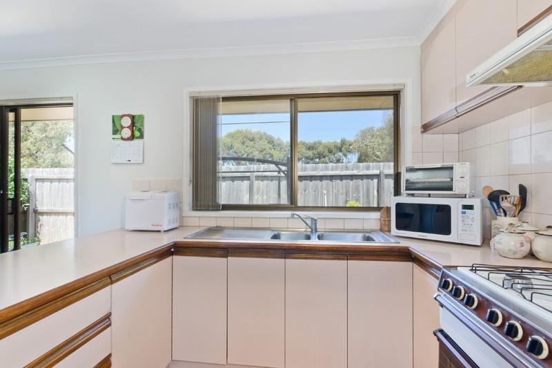 Gallery: 2/7 Camdell Court