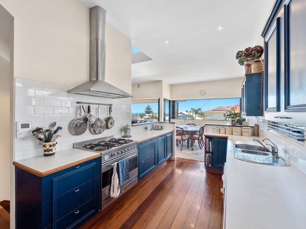 27 Camperdown Street COFFS HARBOUR 5