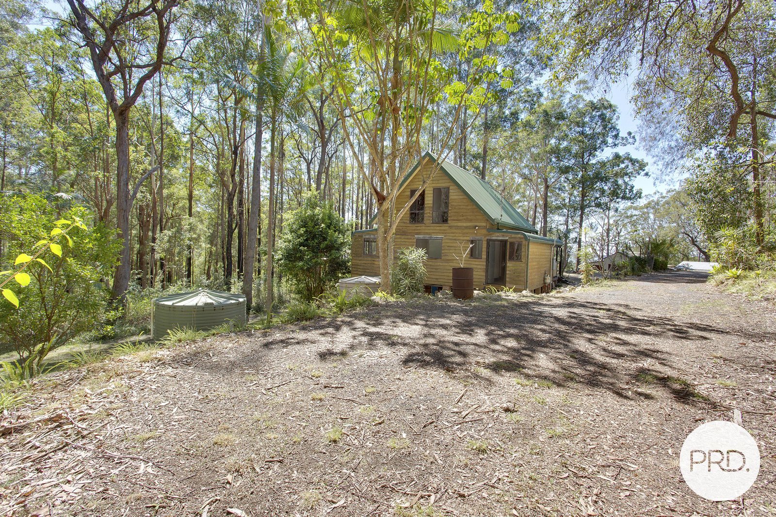 27 Caringal Drive MIDDLE BROTHER 19