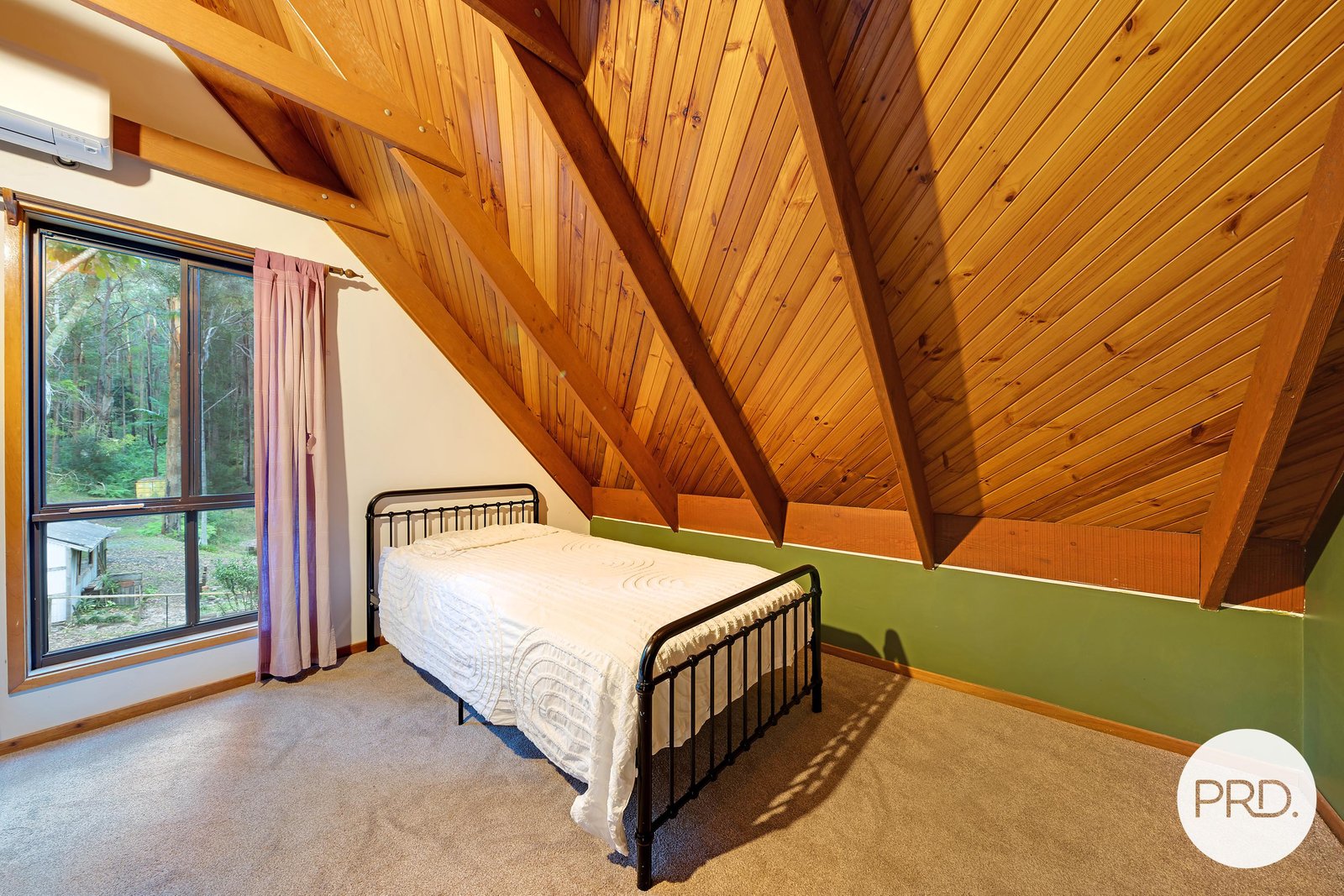 27 Caringal Drive MIDDLE BROTHER 17