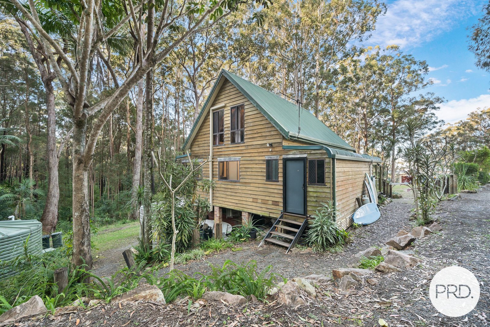 27 Caringal Drive MIDDLE BROTHER 23