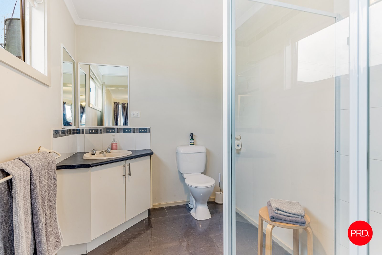 27 Caroline Chisholm Drive KYNETON 10