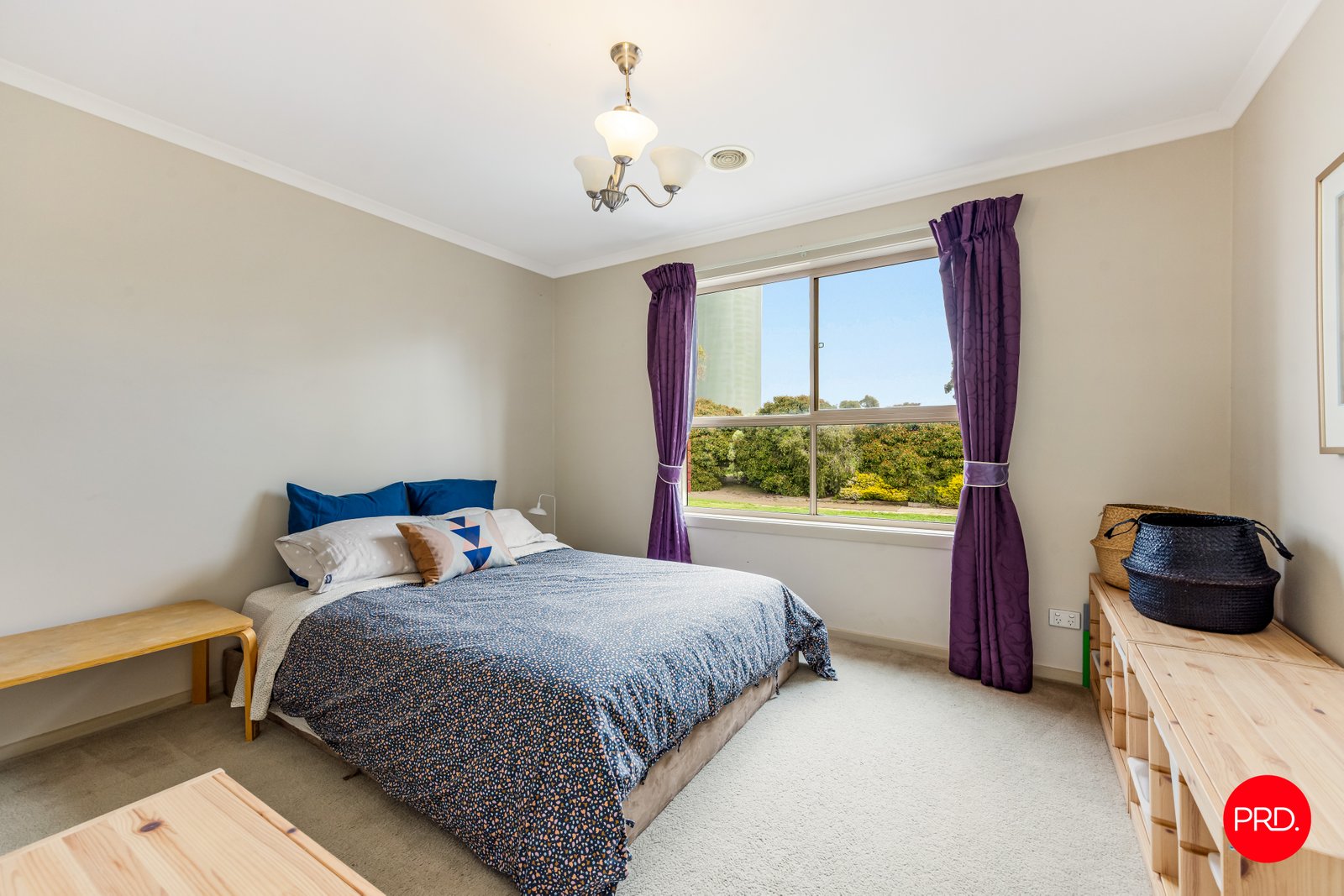 27 Caroline Chisholm Drive KYNETON 11