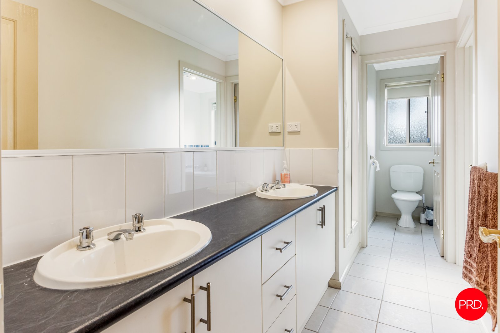 27 Caroline Chisholm Drive KYNETON 12
