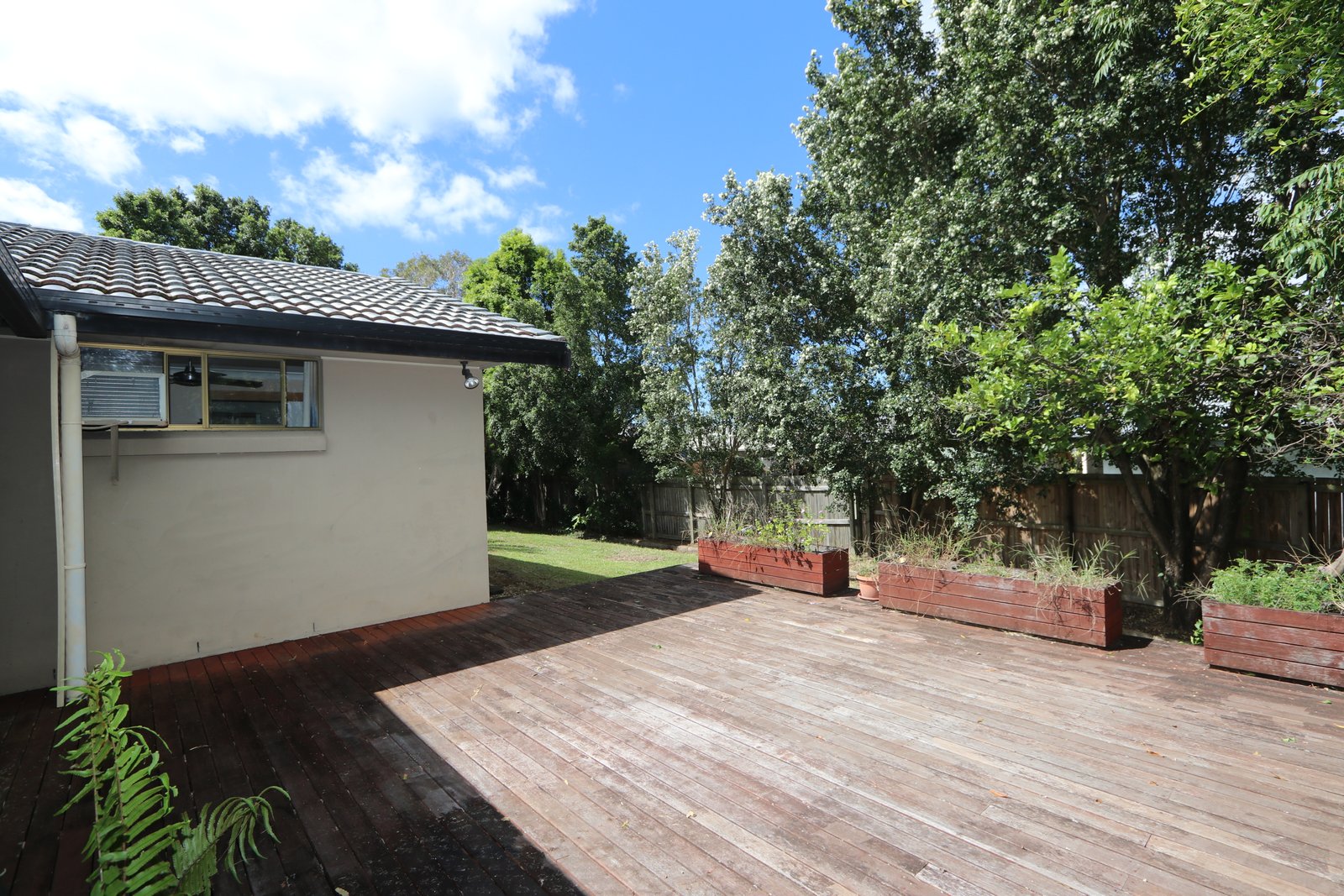 27 Cattleya Court HOLLYWELL 17