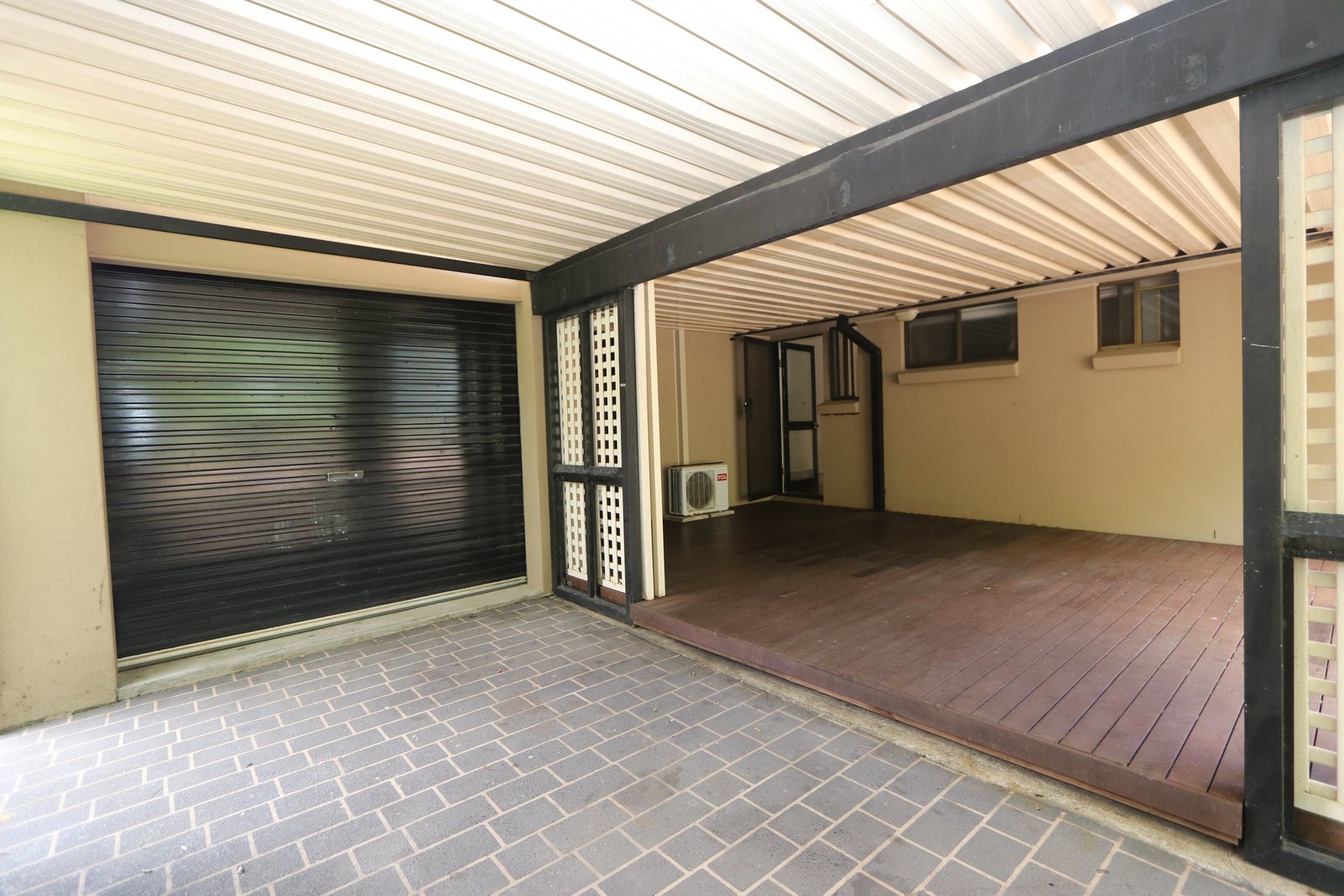 27 Cattleya Court HOLLYWELL 19