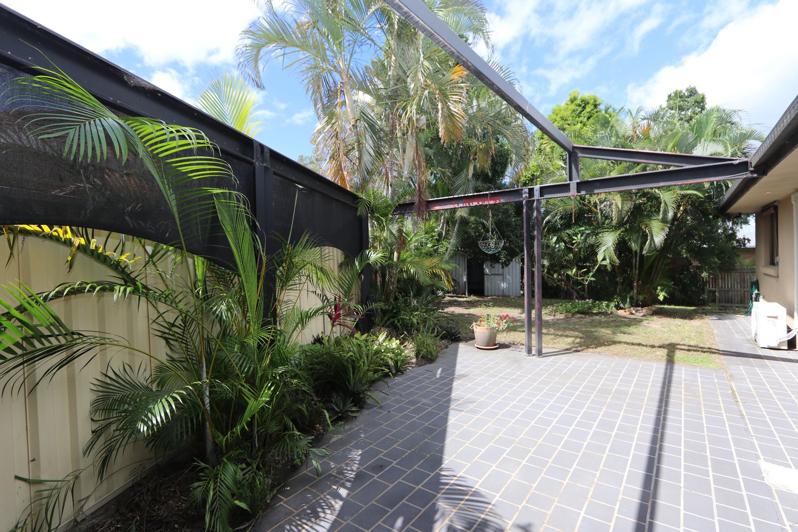 27 Cattleya Court HOLLYWELL 20