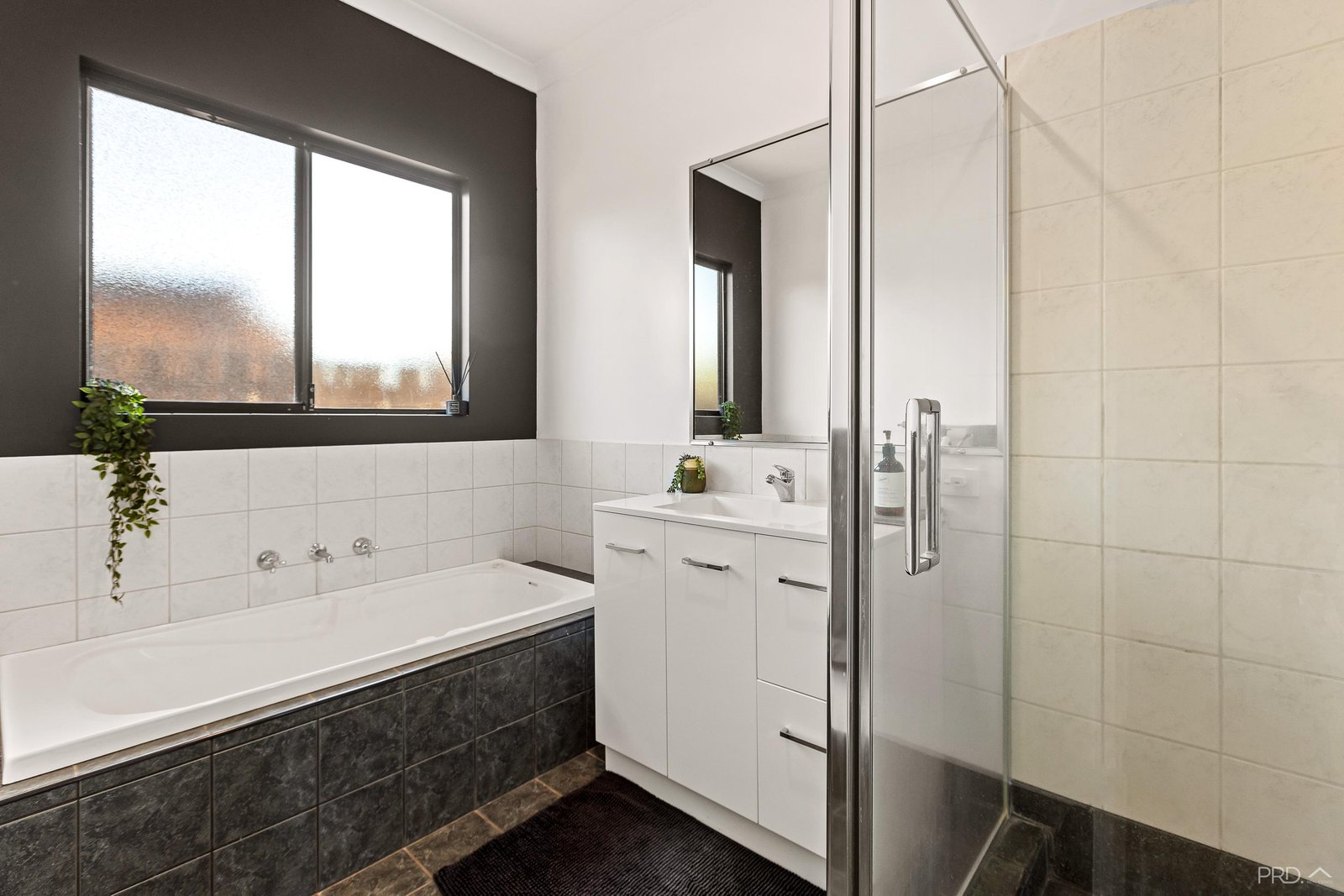 27 Celtic Loop CABLE BEACH 27