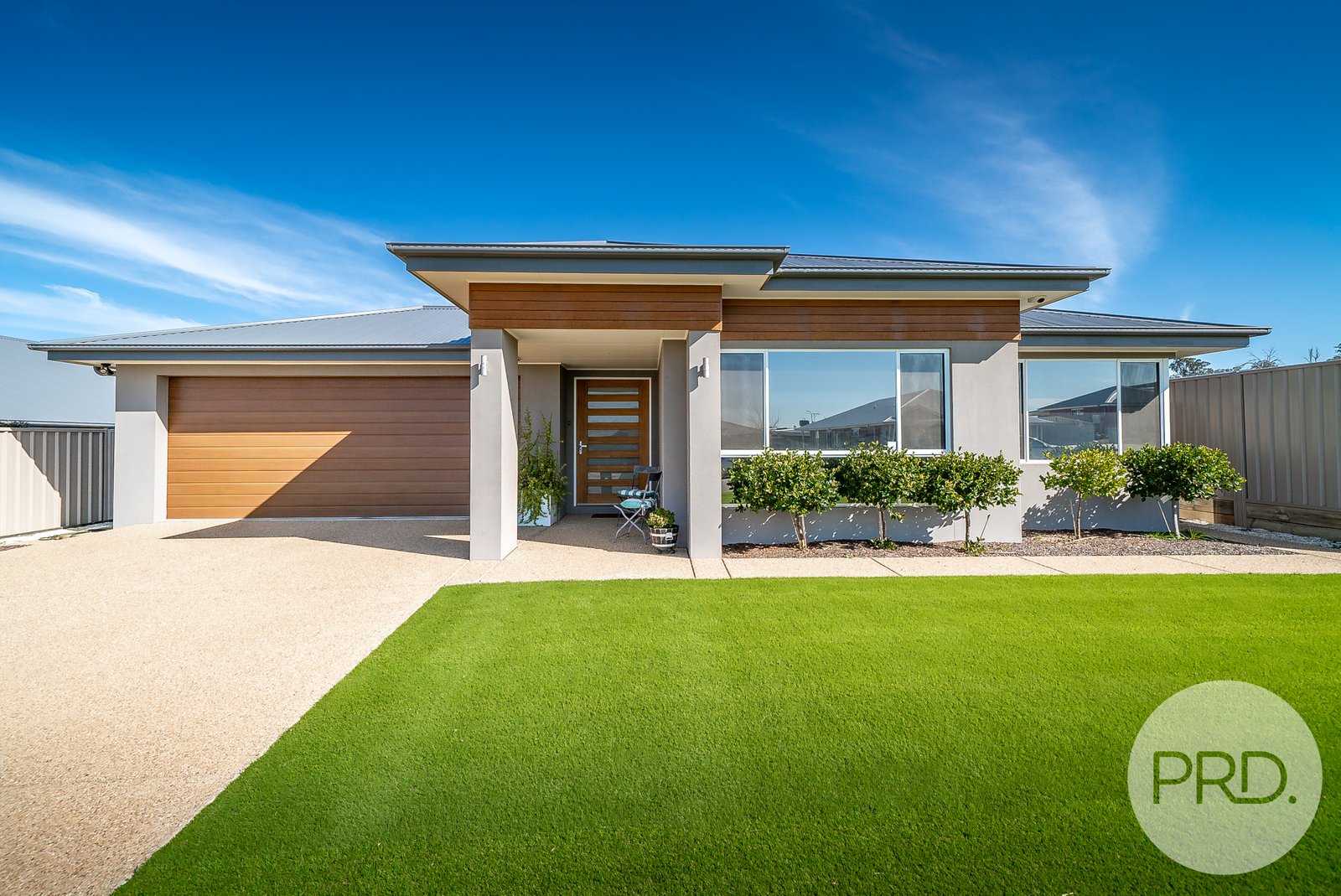 27 Chang Avenue LLOYD 1