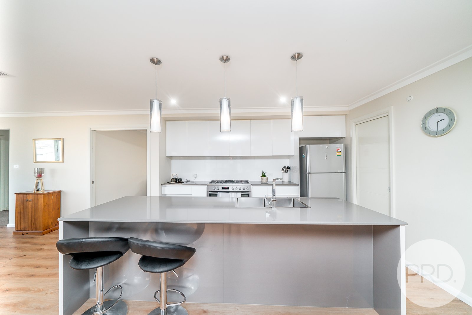 27 Chang Avenue LLOYD 4