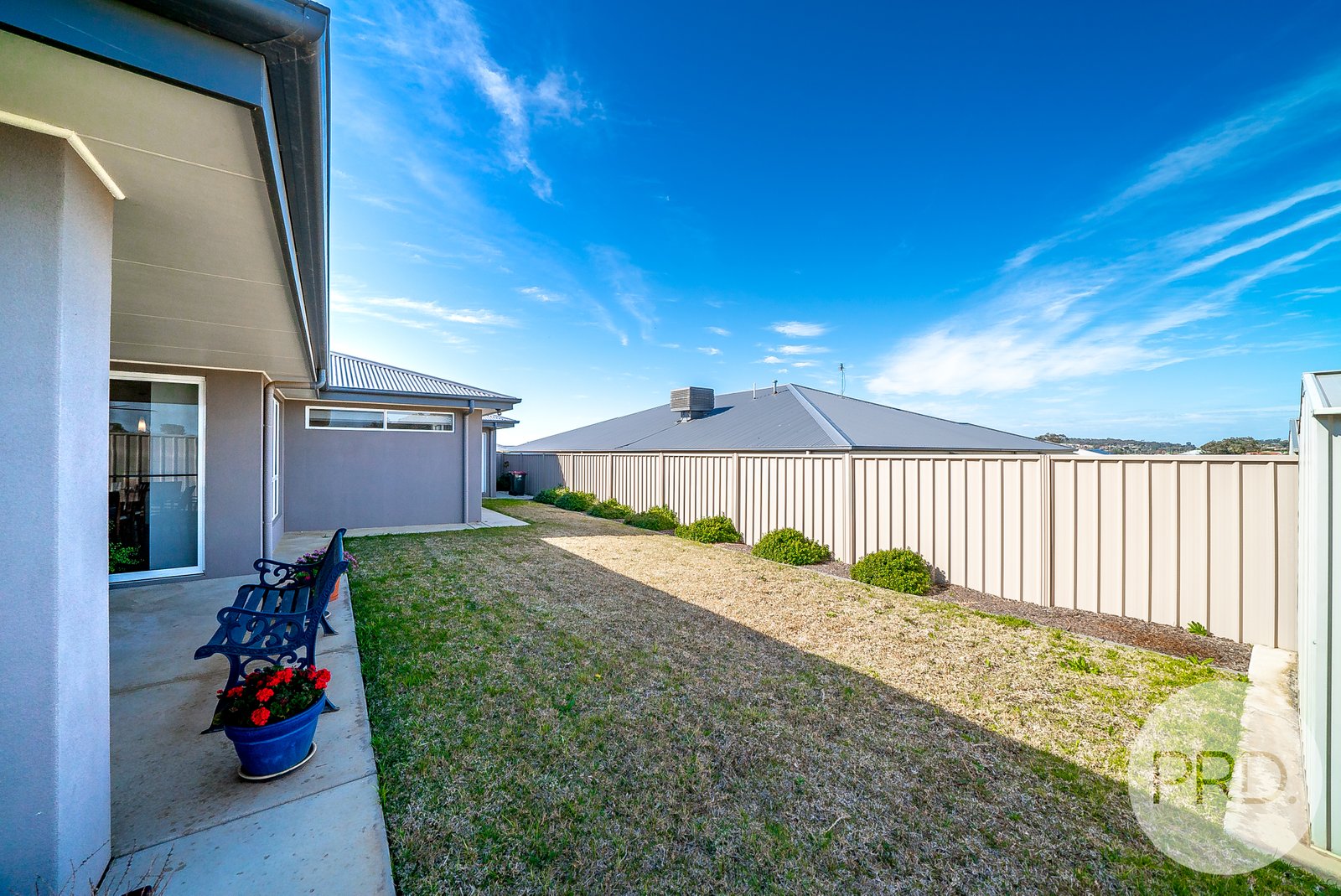 27 Chang Avenue LLOYD 16