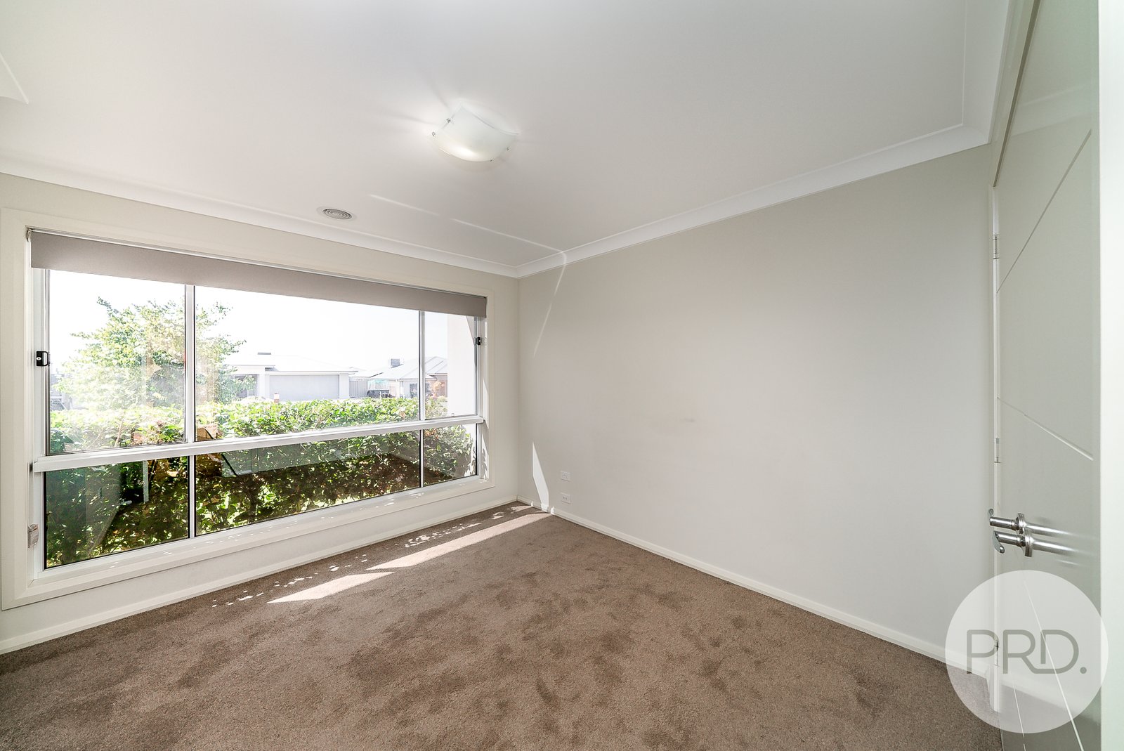 27 Chang Avenue LLOYD 12