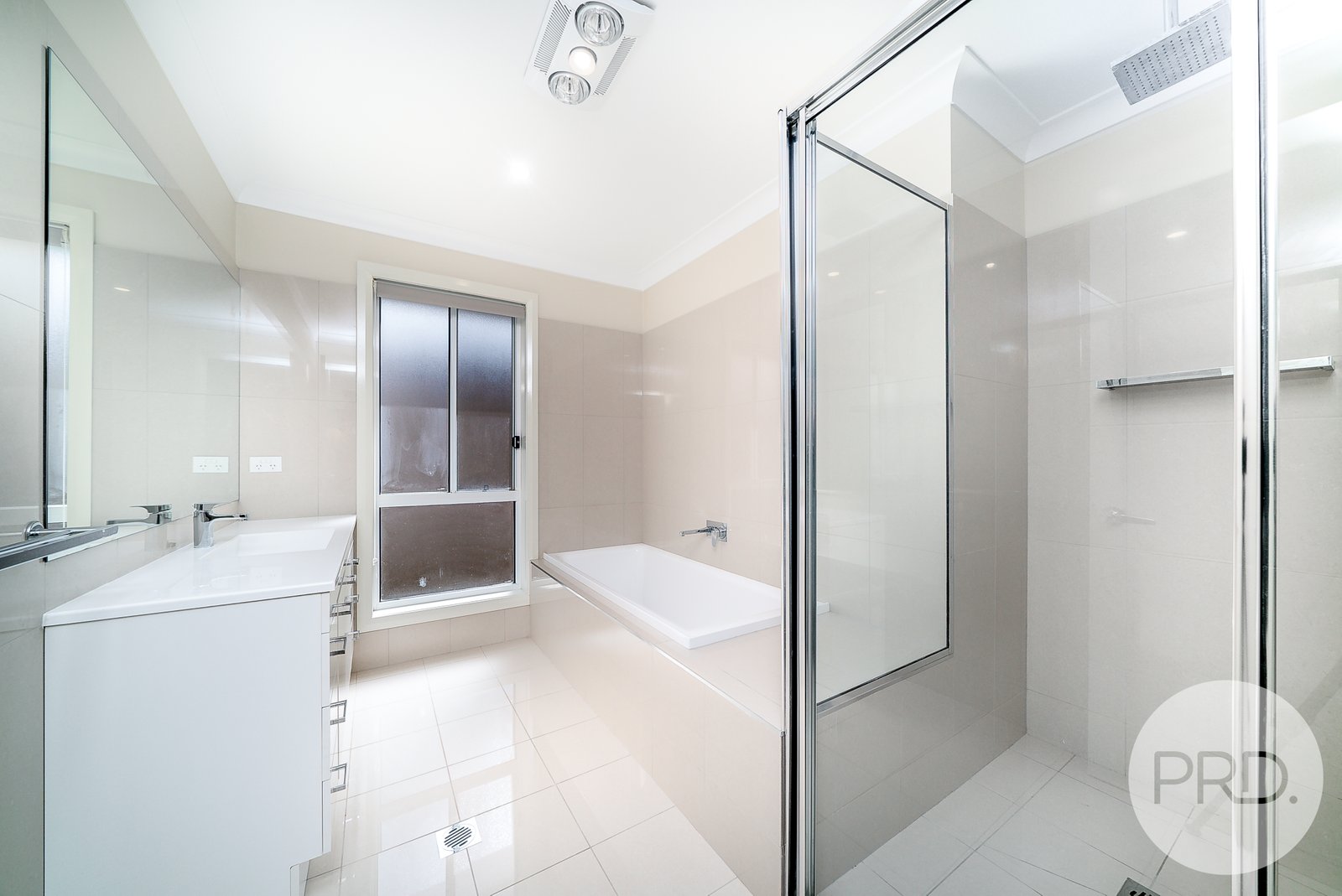 27 Chang Avenue LLOYD 14