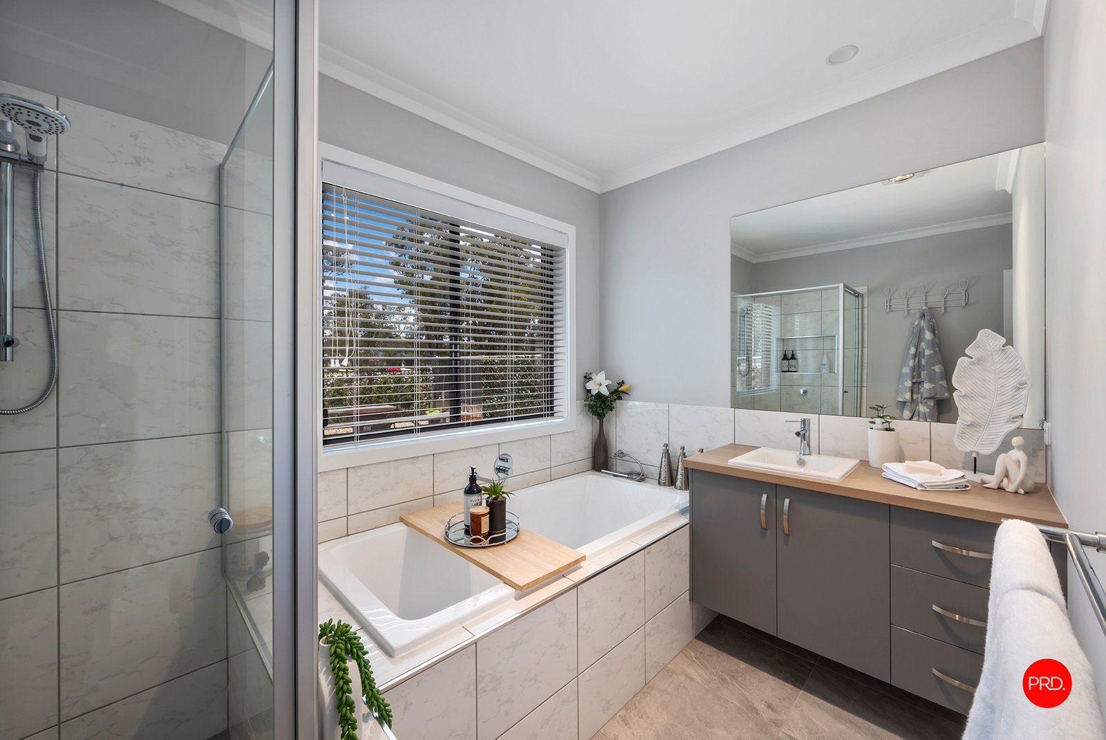 27 Charolais Court ASCOT 14