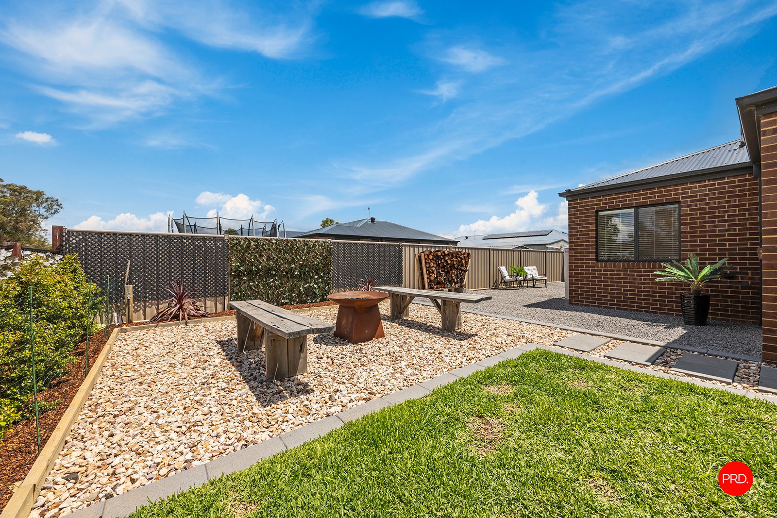 27 Charolais Court ASCOT 17