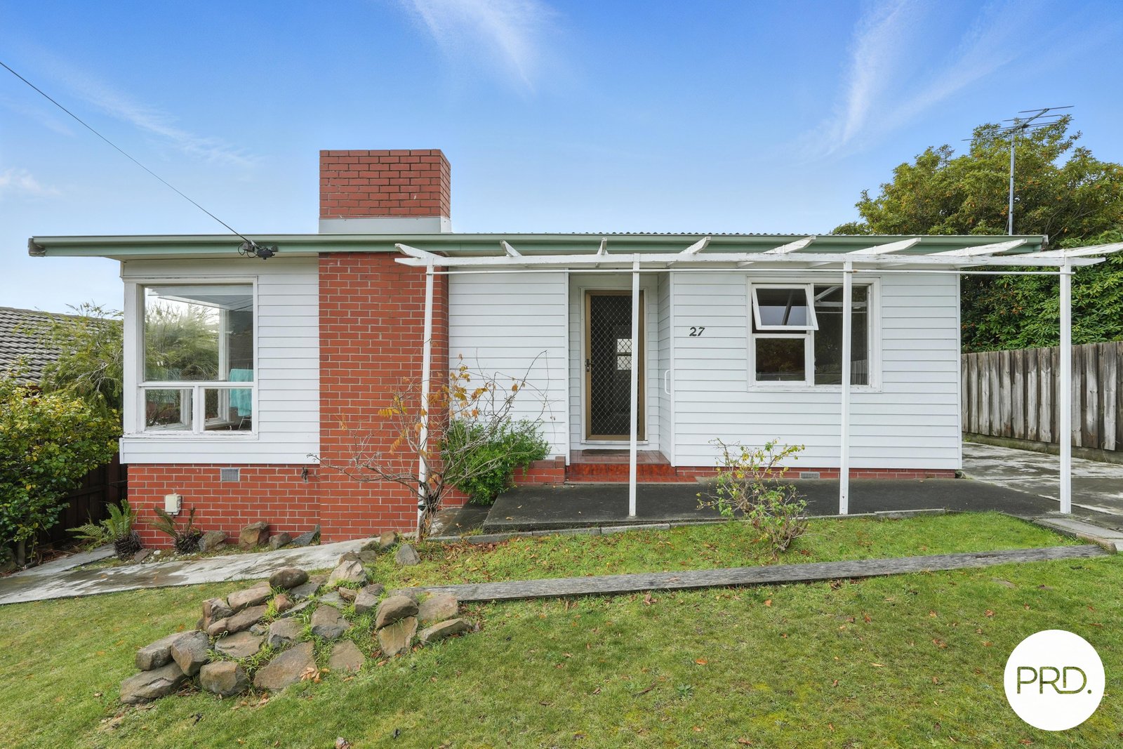 27 Cheviot Road WEST MOONAH 1