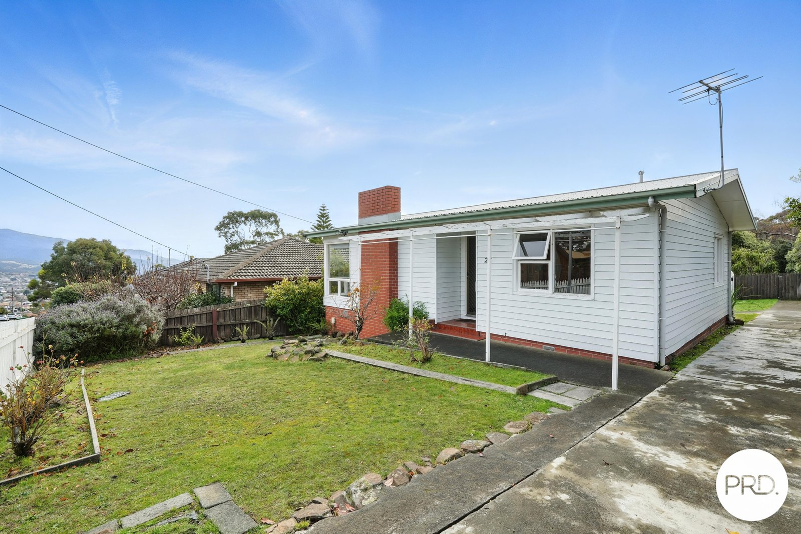 27 Cheviot Road WEST MOONAH 3