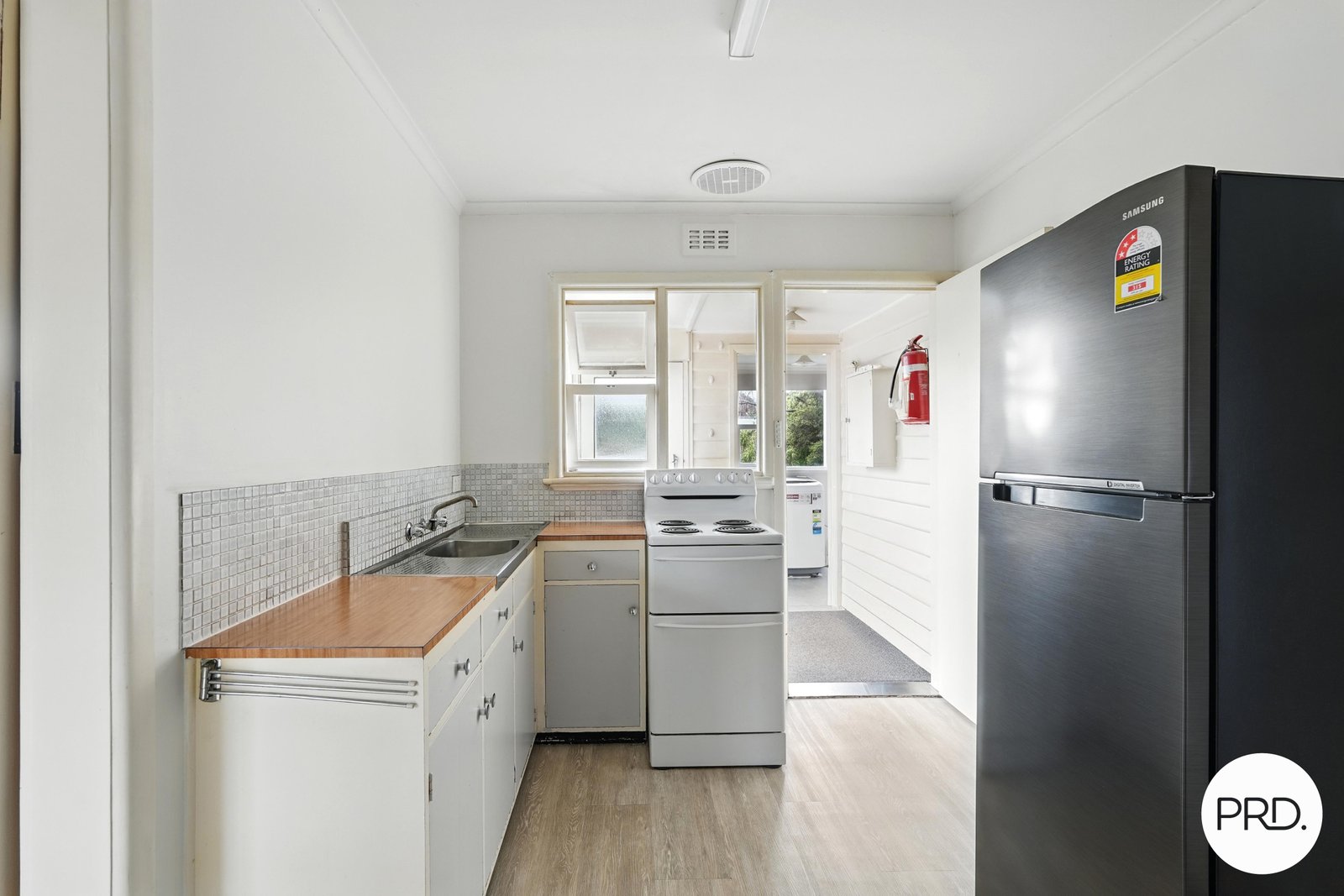 27 Cheviot Road WEST MOONAH 10