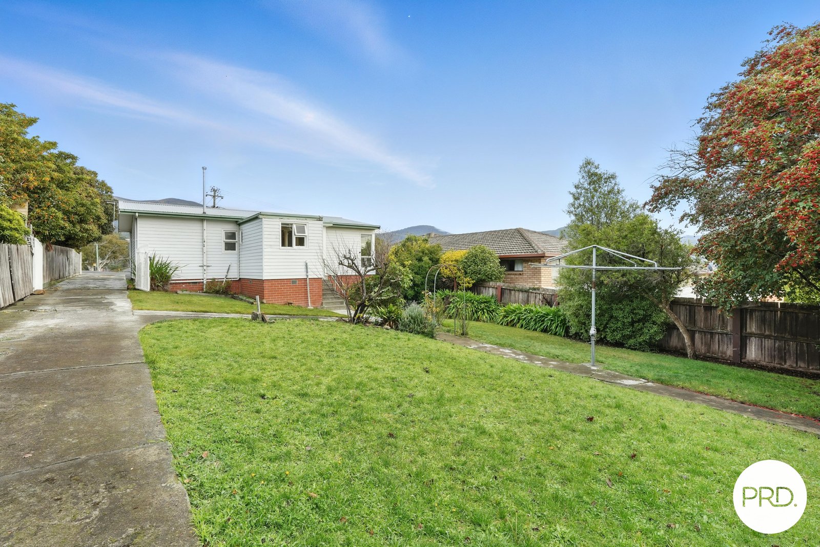 27 Cheviot Road WEST MOONAH 19