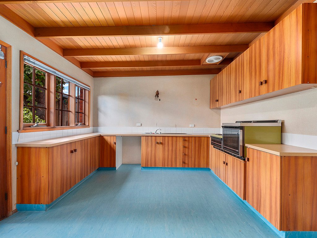 27 Church Street NORTH HOBART 12