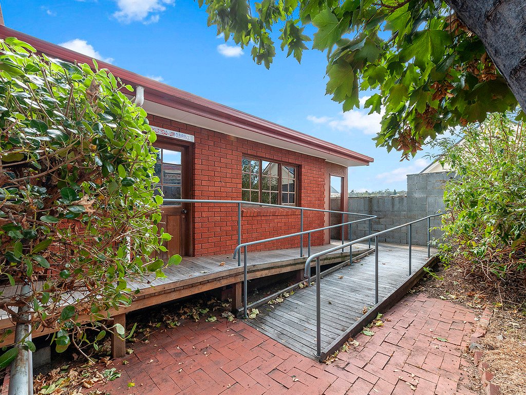 27 Church Street NORTH HOBART 17