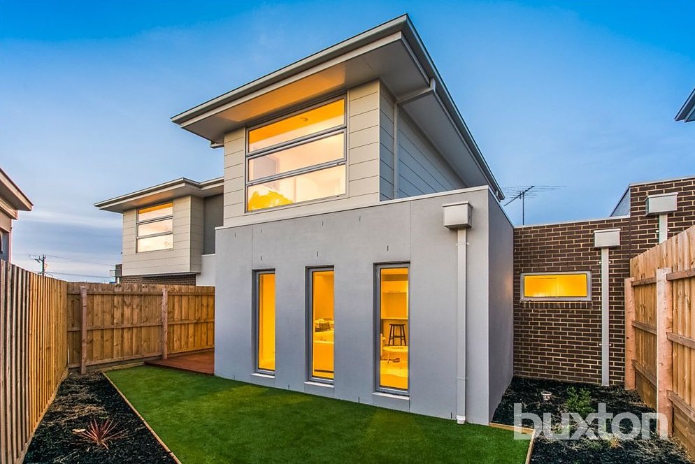 Gallery: 2/7 Churchill Avenue