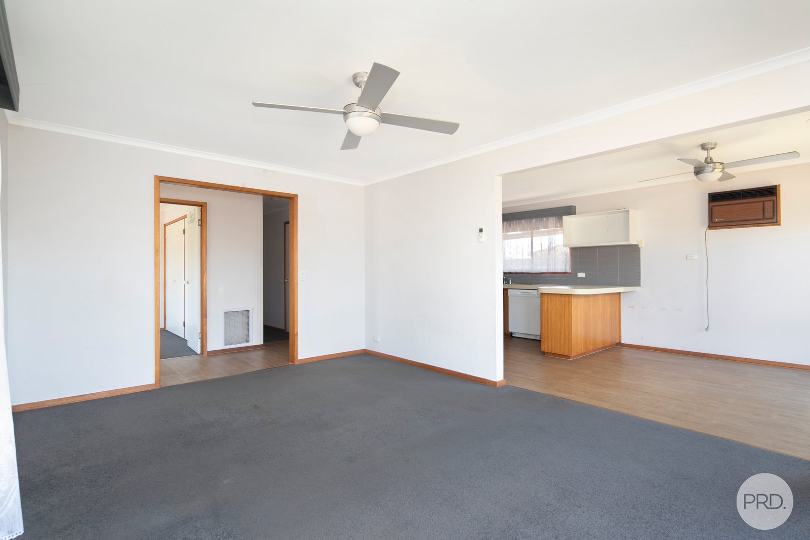 27 Clover Street WENDOUREE 4