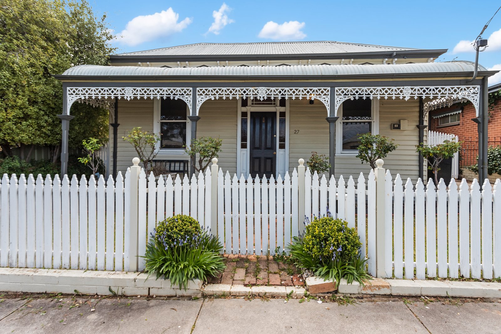 27 Condon Street KENNINGTON 2