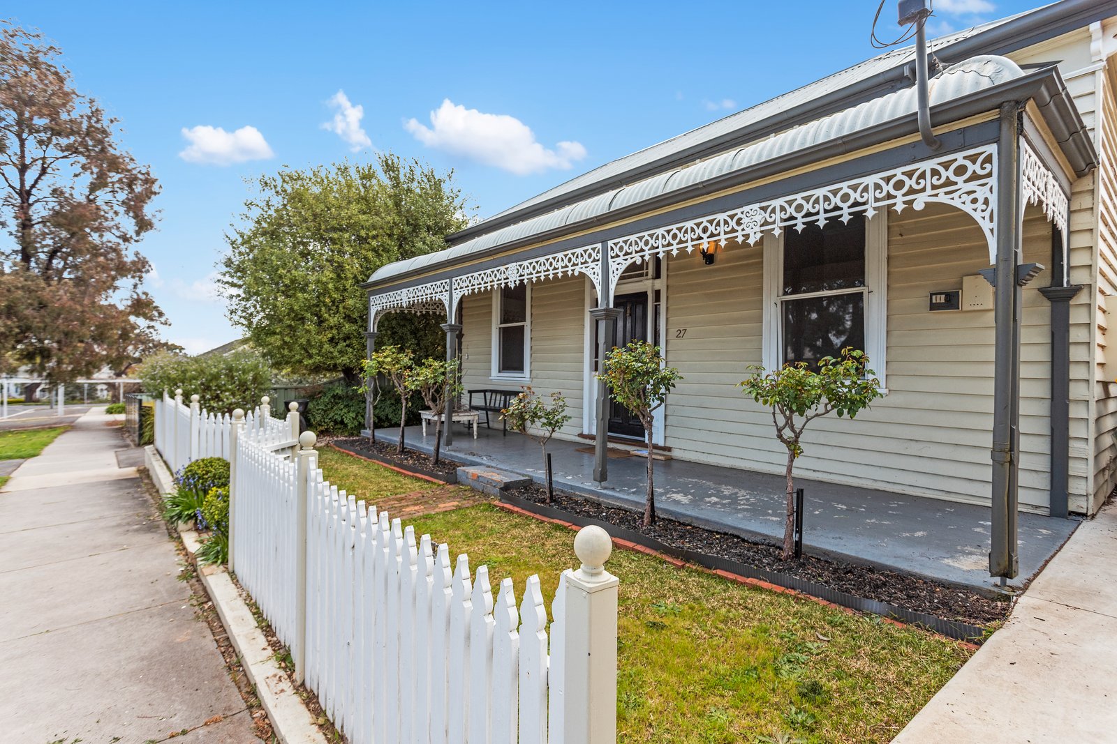 27 Condon Street KENNINGTON 4