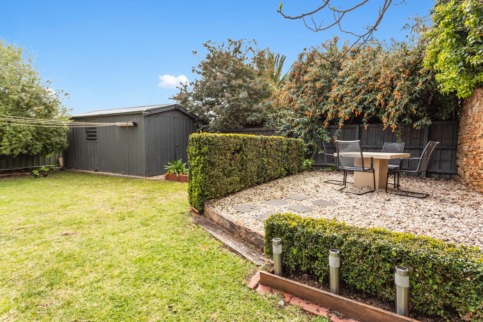 27 Condon Street KENNINGTON 16