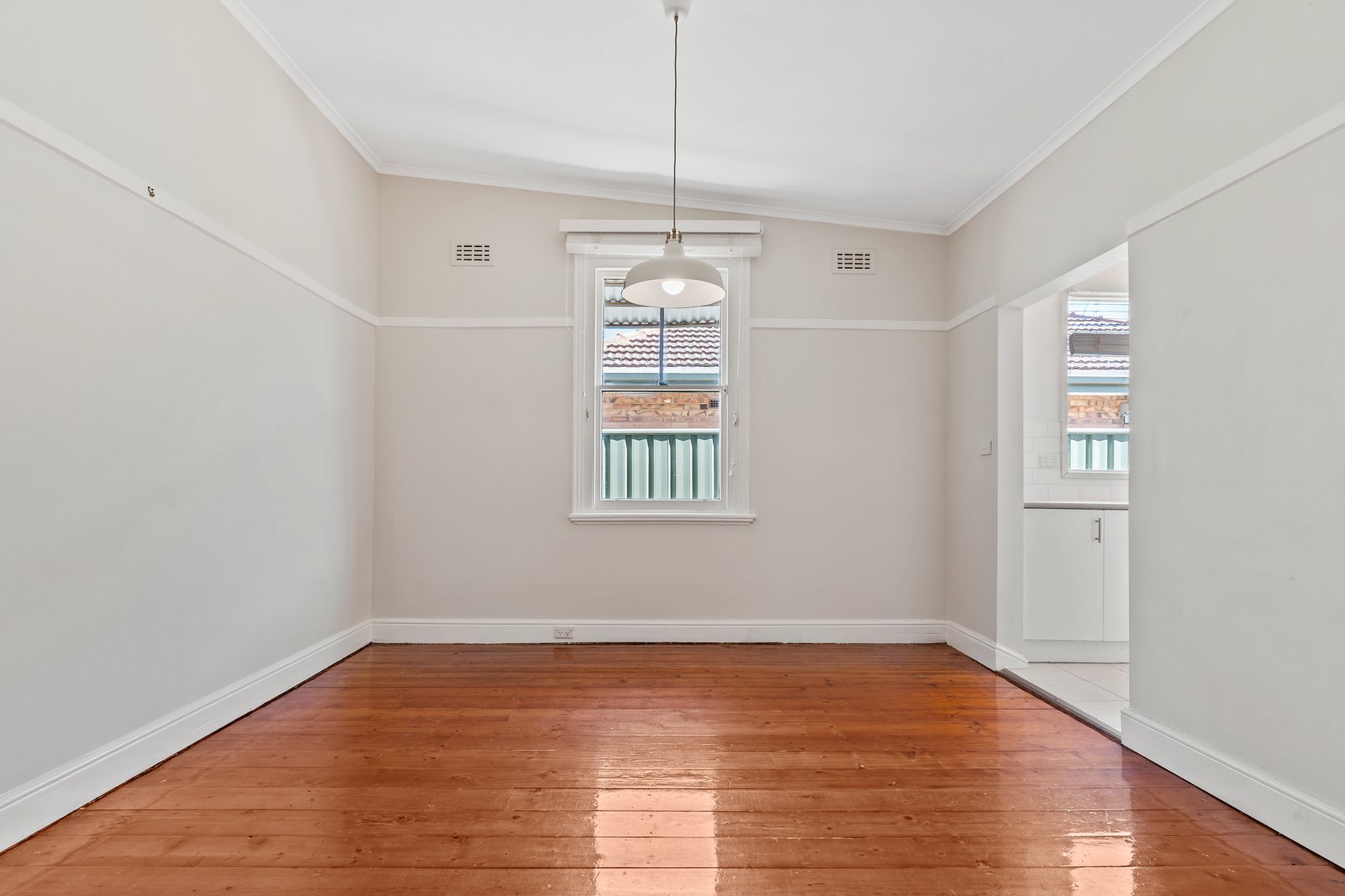27 Condon Street KENNINGTON 5