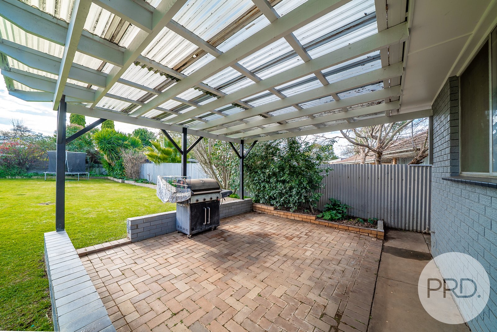 27 Cooinbil Crescent KOORINGAL 10