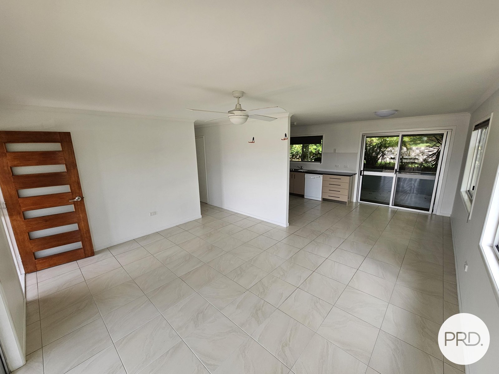 27 Crest Avenue BOYNE ISLAND 2