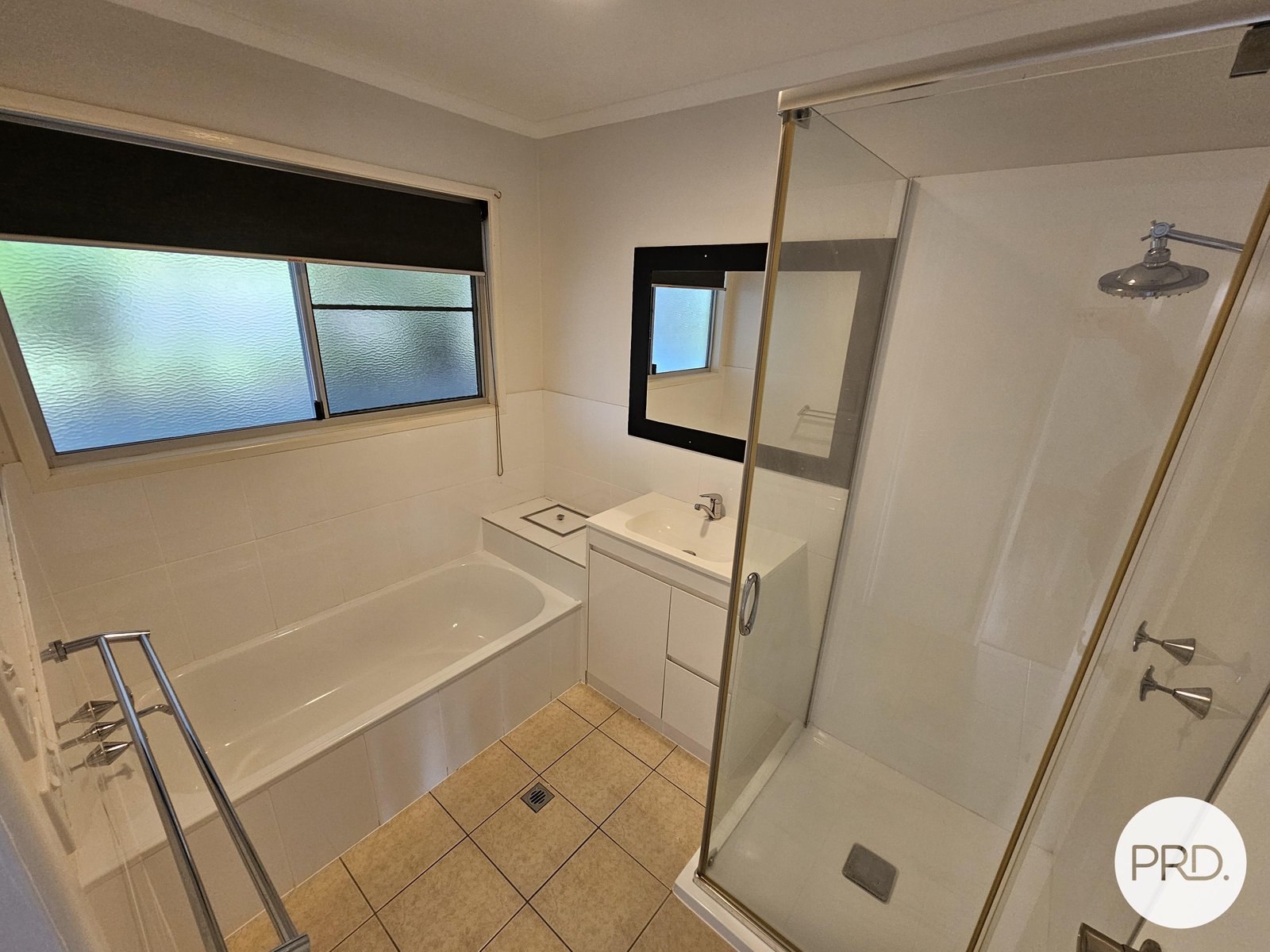 27 Crest Avenue BOYNE ISLAND 7