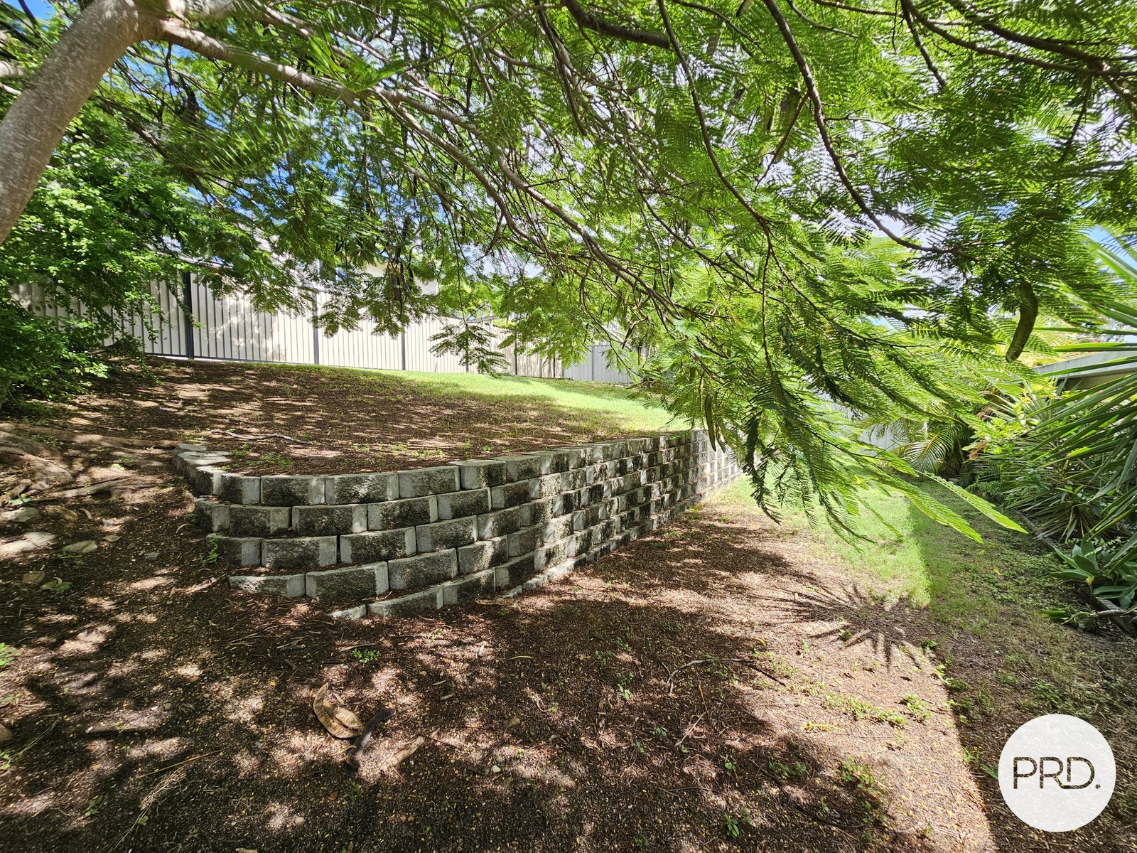 27 Crest Avenue BOYNE ISLAND 12