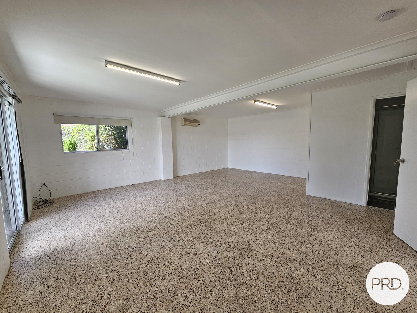 27 Crest Avenue BOYNE ISLAND 4