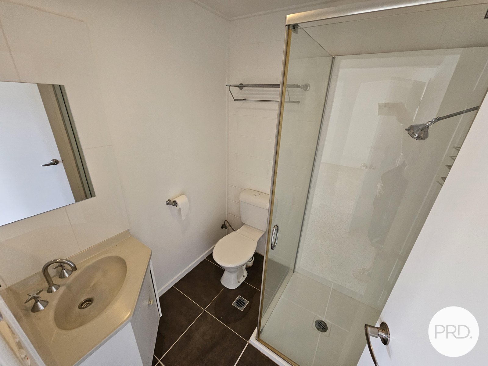 27 Crest Avenue BOYNE ISLAND 9