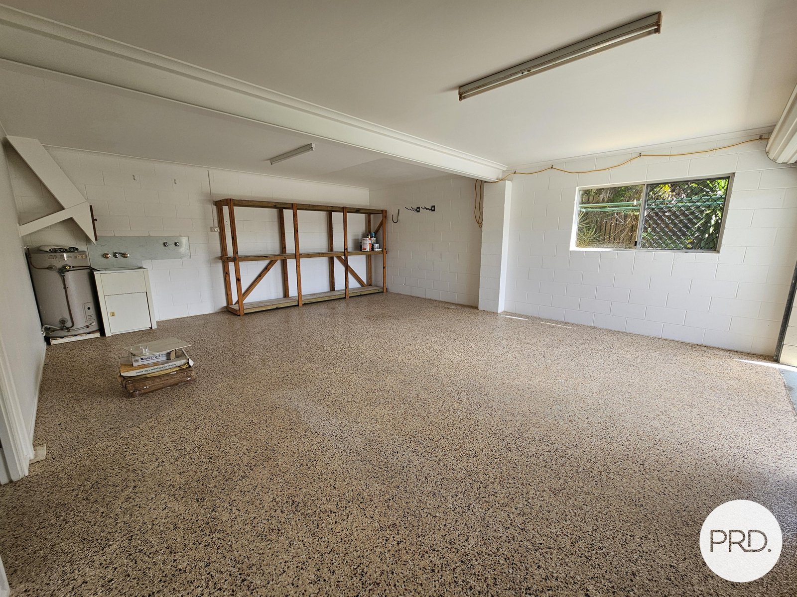 27 Crest Avenue BOYNE ISLAND 10