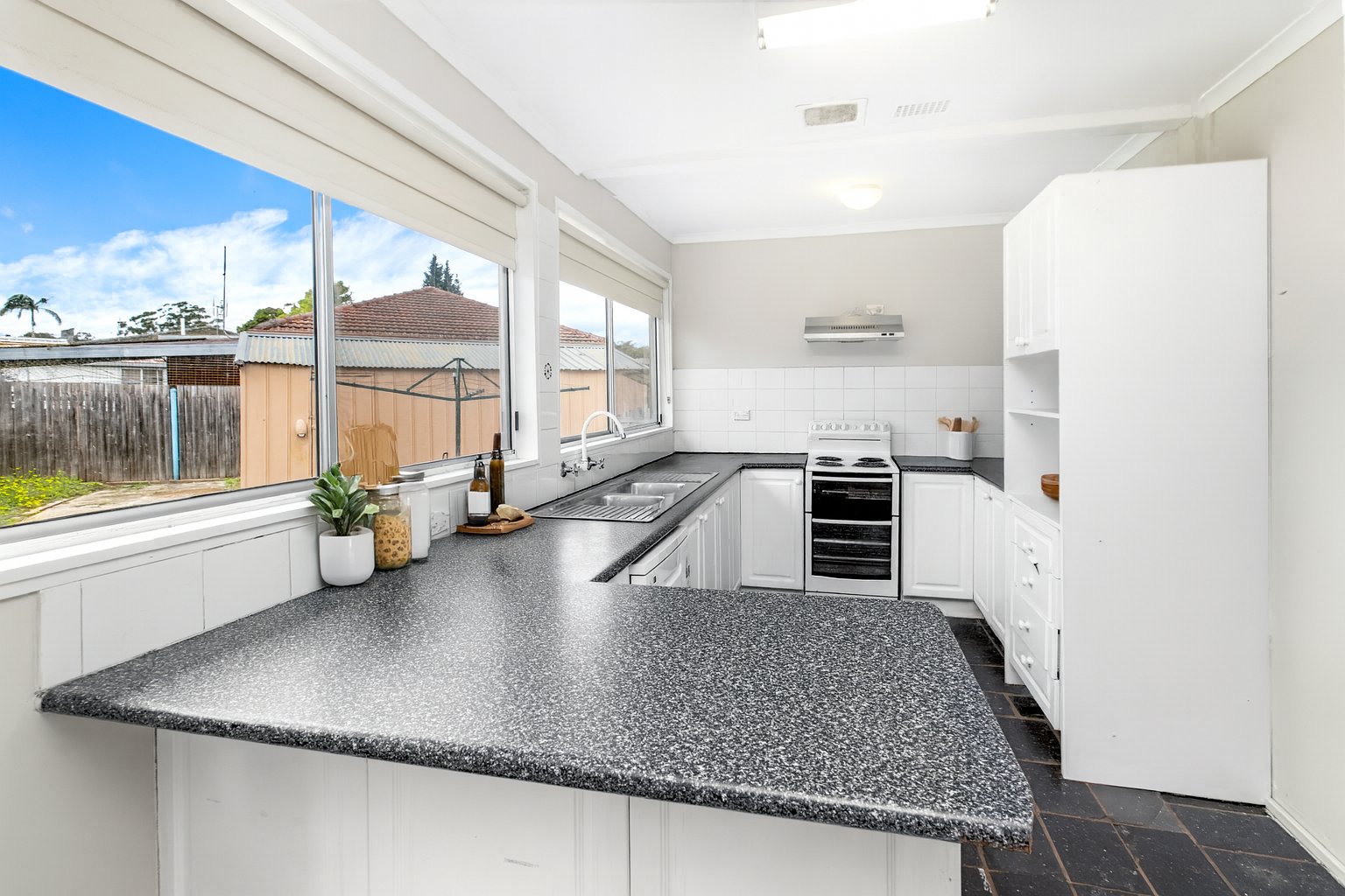 27 Culgoa Crescent KOONAWARRA 3