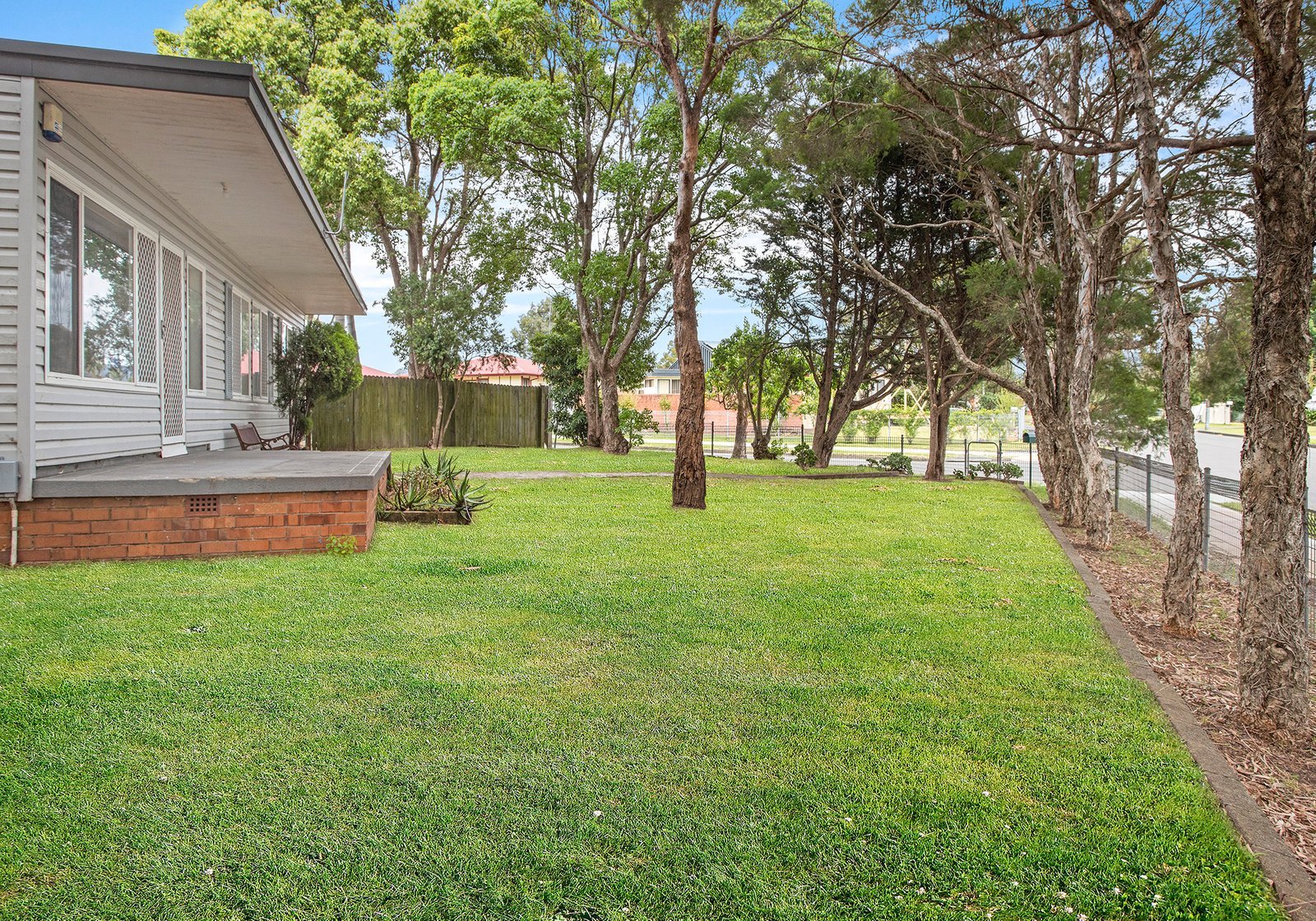27 Culgoa Crescent KOONAWARRA 8