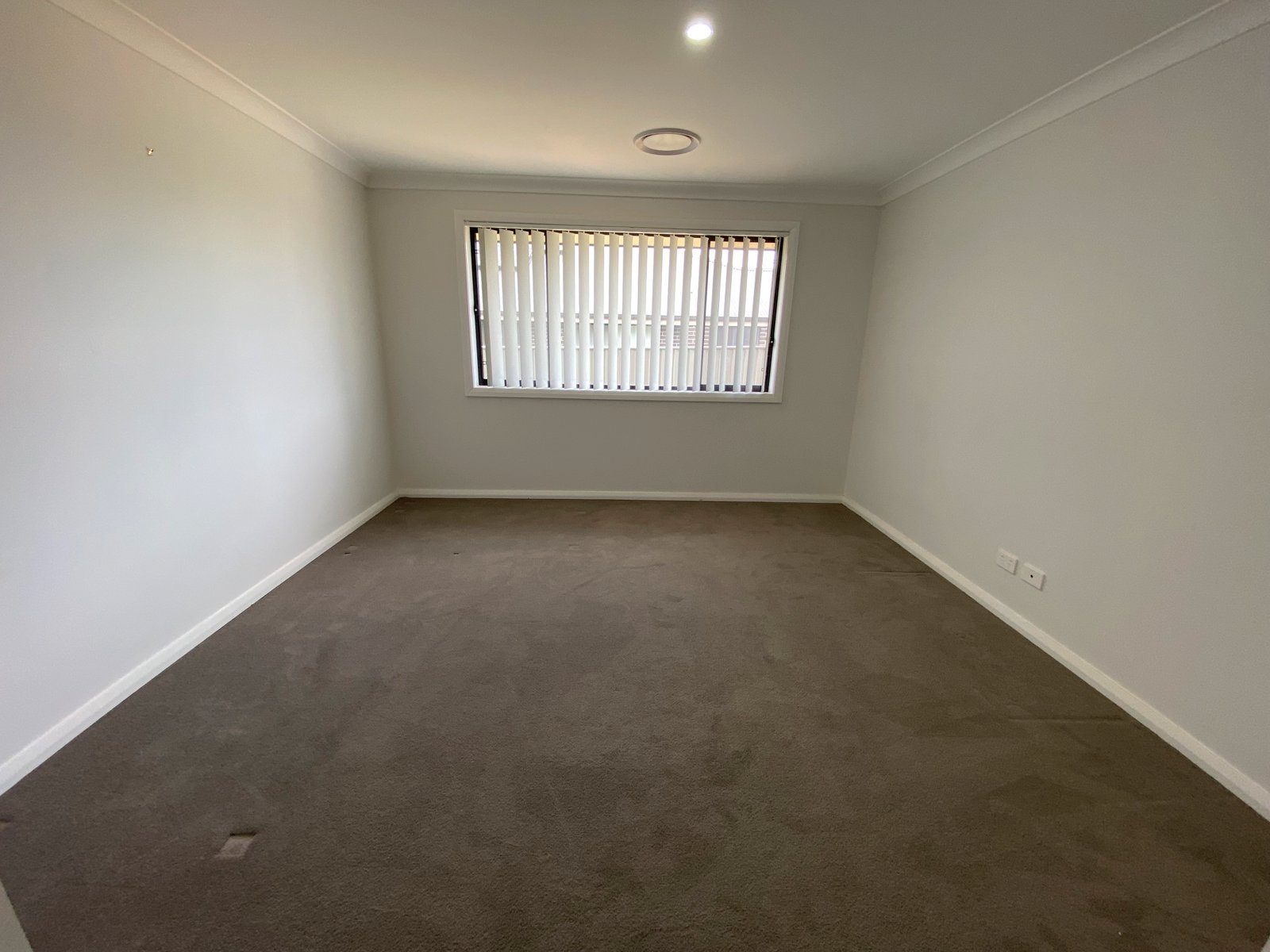 27 Currawong Drive CALALA 6